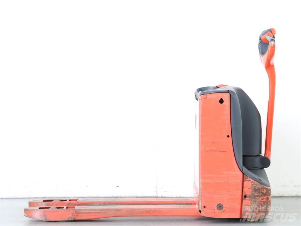 Linde T16/1152 Ručne vedené vysokozdvižné vozíky