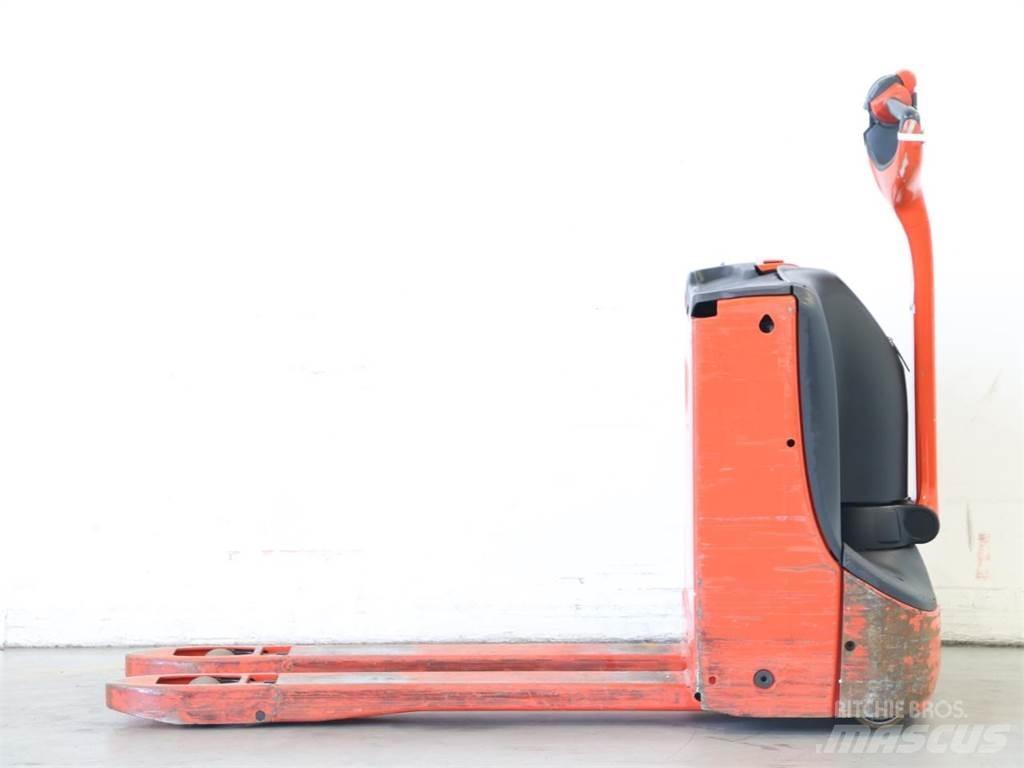 Linde T16/1152 Ručne vedené vysokozdvižné vozíky