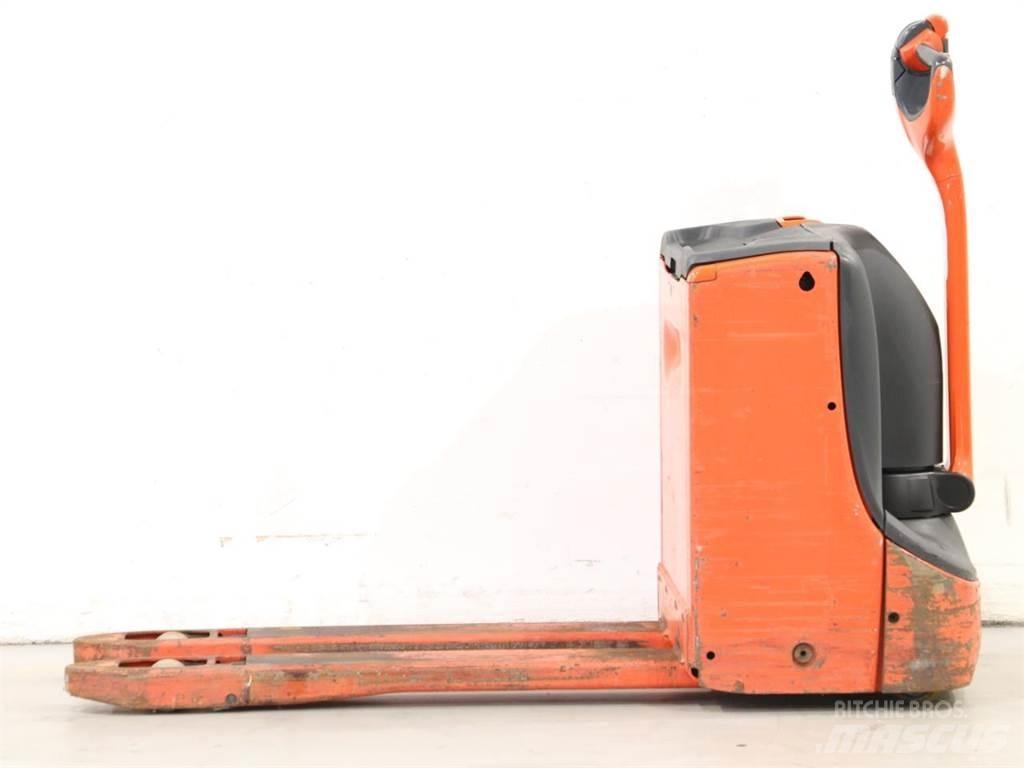 Linde T16/1152 Ručne vedené vysokozdvižné vozíky