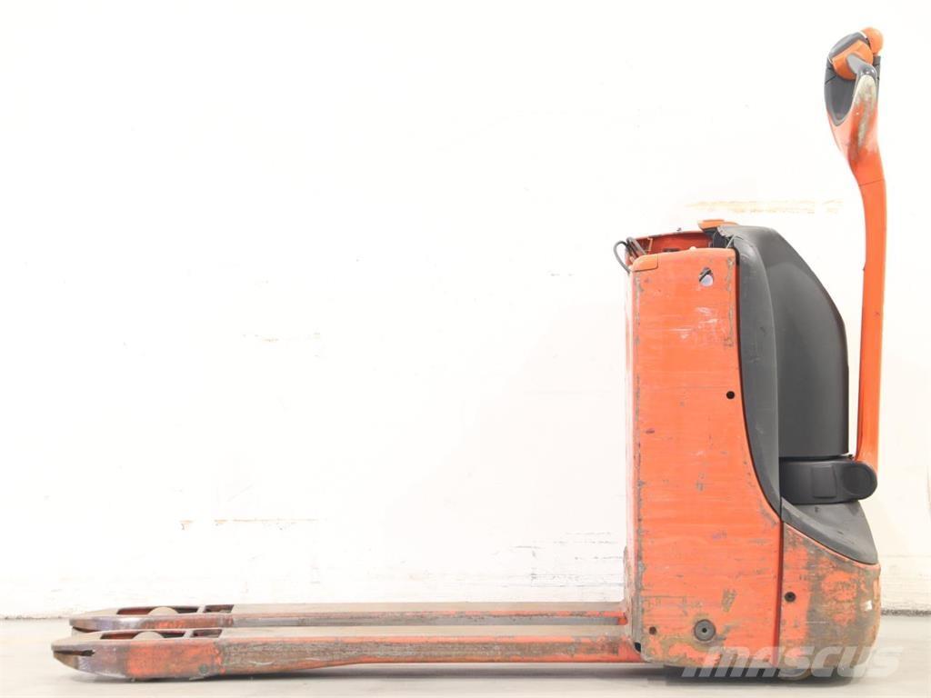 Linde T16/1152 Ručne vedené vysokozdvižné vozíky