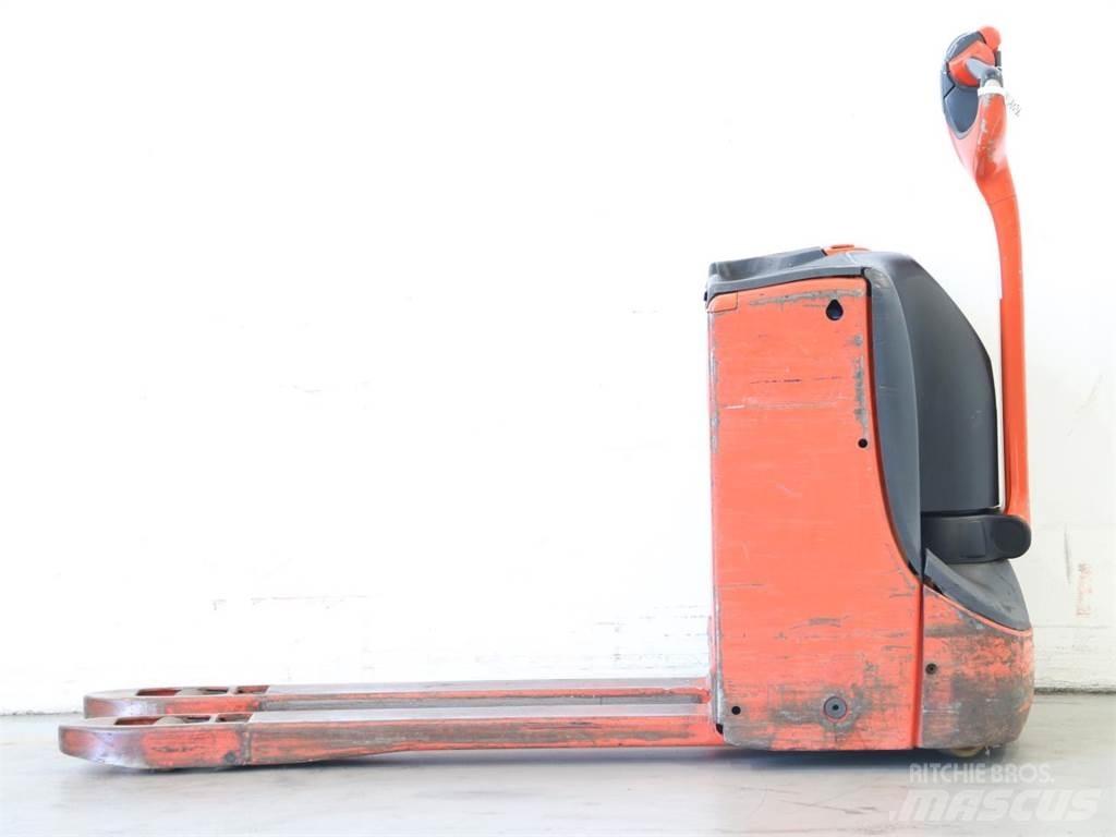 Linde T16/1152-00 Ručne vedené vysokozdvižné vozíky