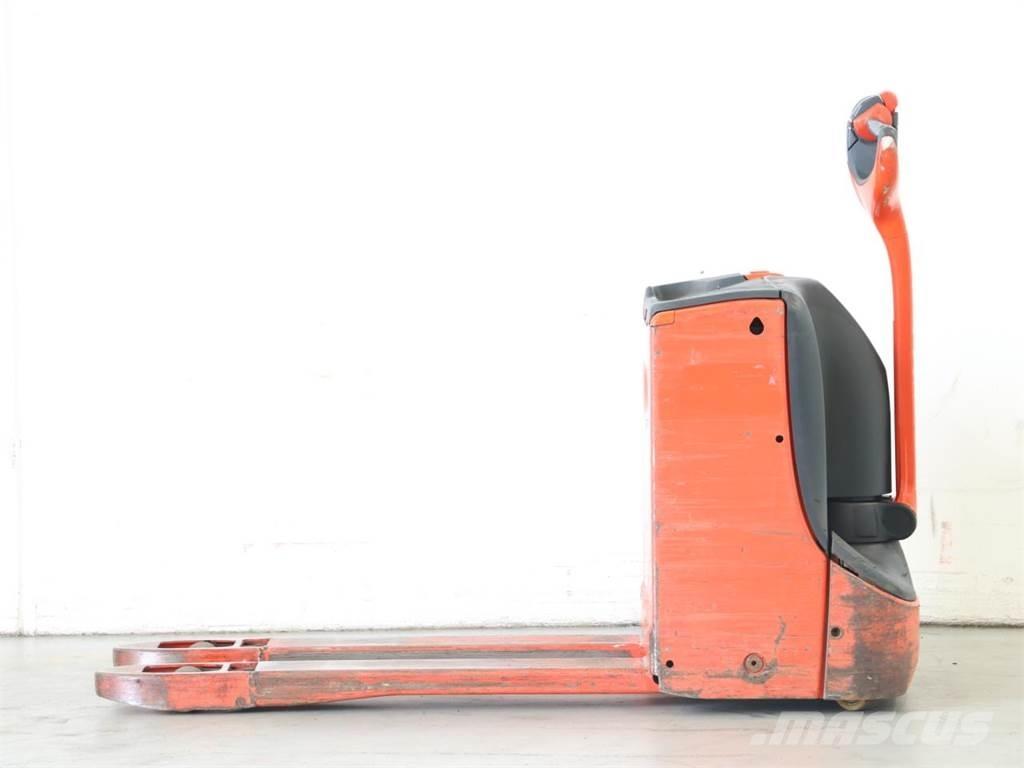 Linde T16/1152-00 Ručne vedené vysokozdvižné vozíky