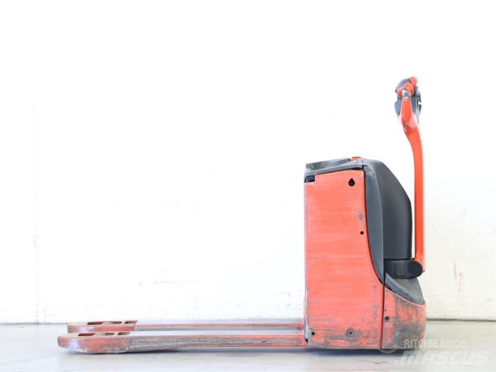 Linde T16/1152-00 Ručne vedené vysokozdvižné vozíky