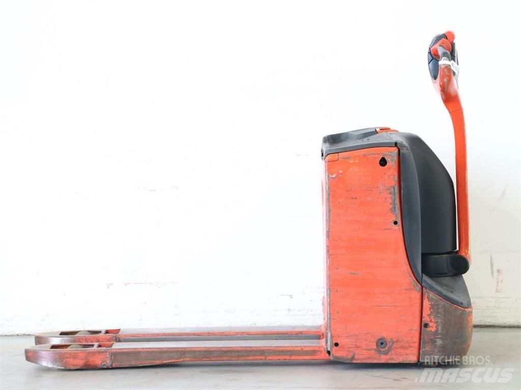 Linde T16/1152-00 Ručne vedené vysokozdvižné vozíky