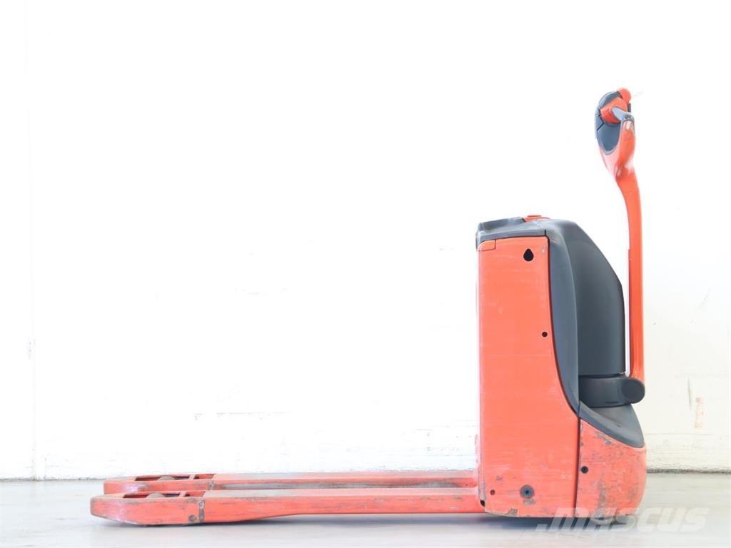 Linde T16/1152-02 Ručne vedené vysokozdvižné vozíky
