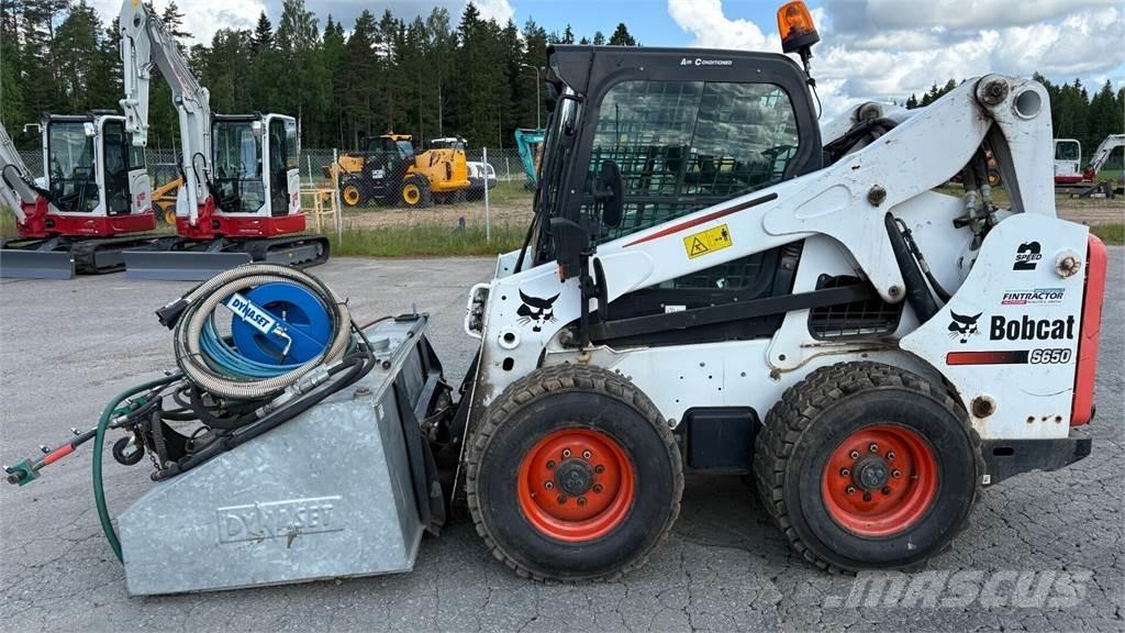 Bobcat S650 Šmykom riadené nakladače