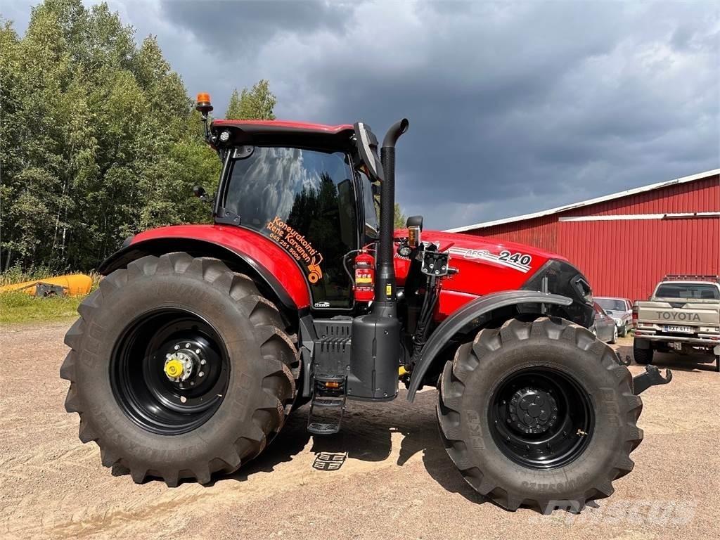 Case IH 240 Traktory