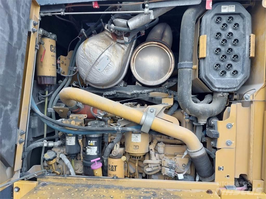 CAT 120 Grejdery