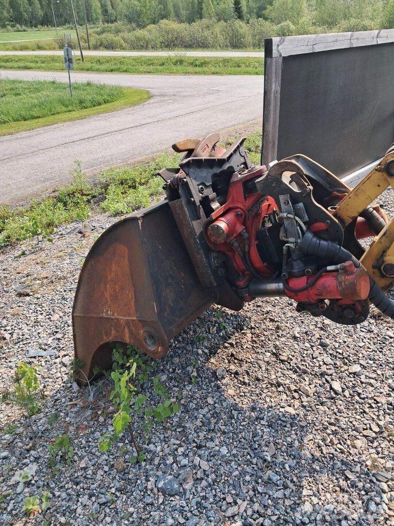 CAT 305 Mini rýpadlá < 7t