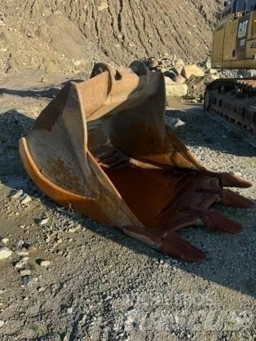 CAT 352F Pásové rýpadlá