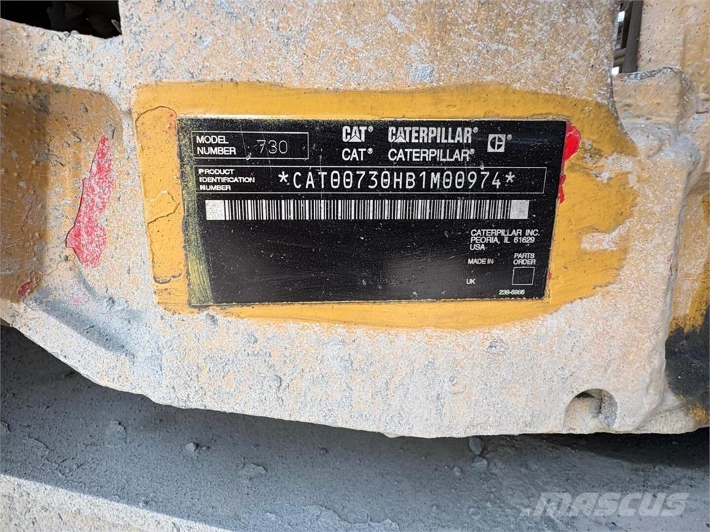 CAT 730 Kĺbové nákladné autá