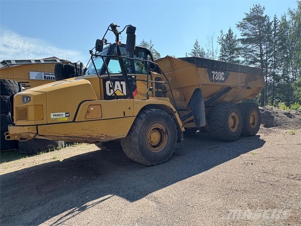 CAT 730 C Kĺbové nákladné autá