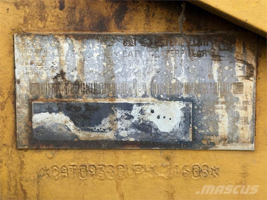 CAT 938 G II Kolesové nakladače