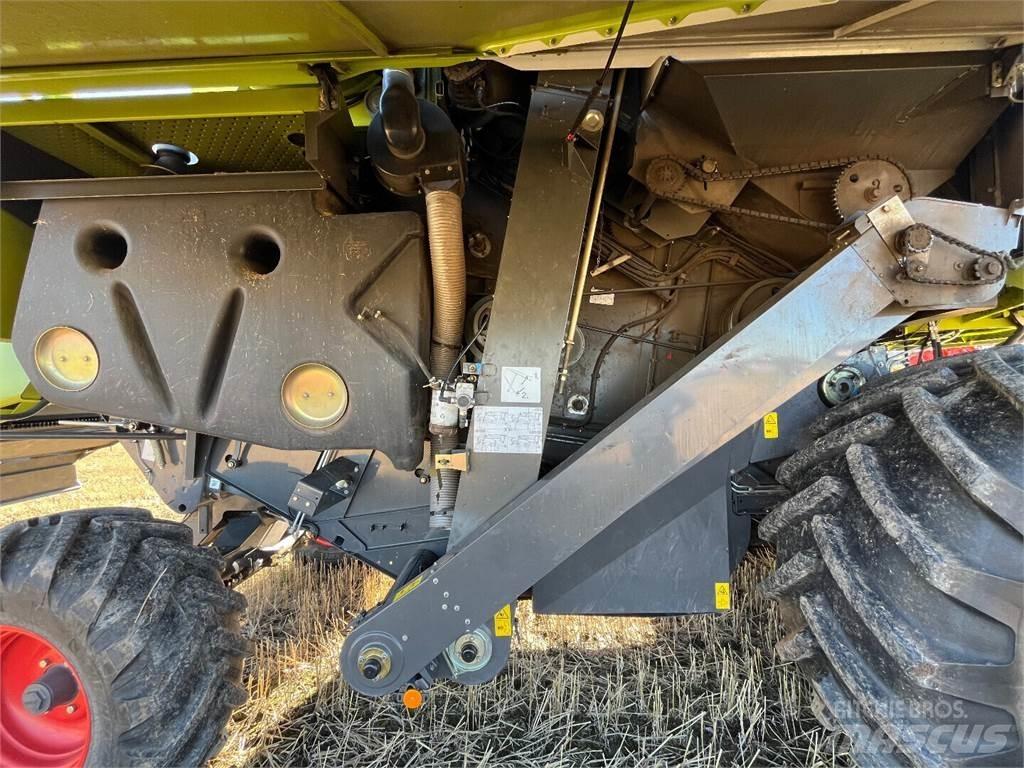CLAAS Tucano 320 Kombinované zberacie stroje