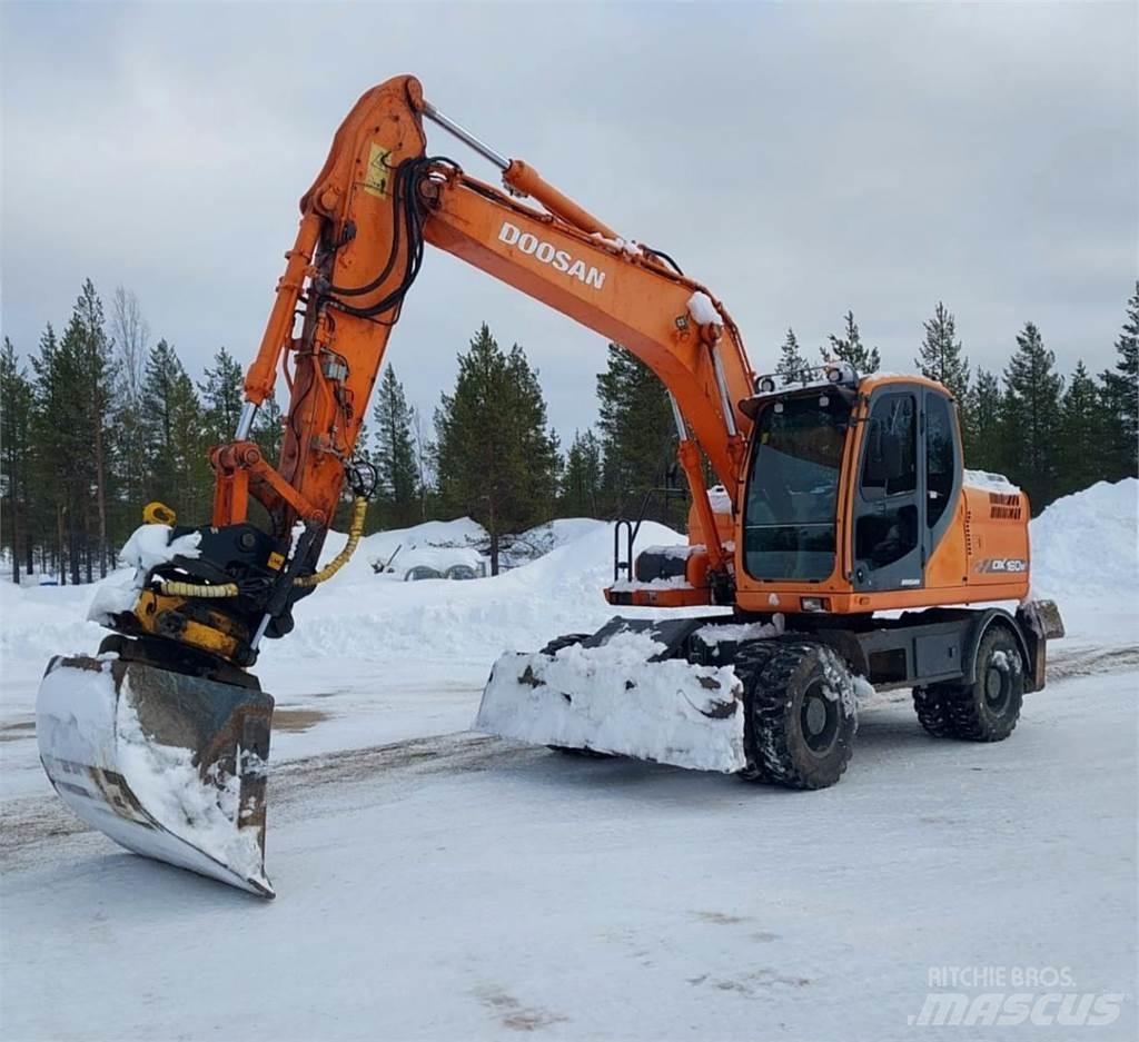 Doosan DX160W Pásové rýpadlá