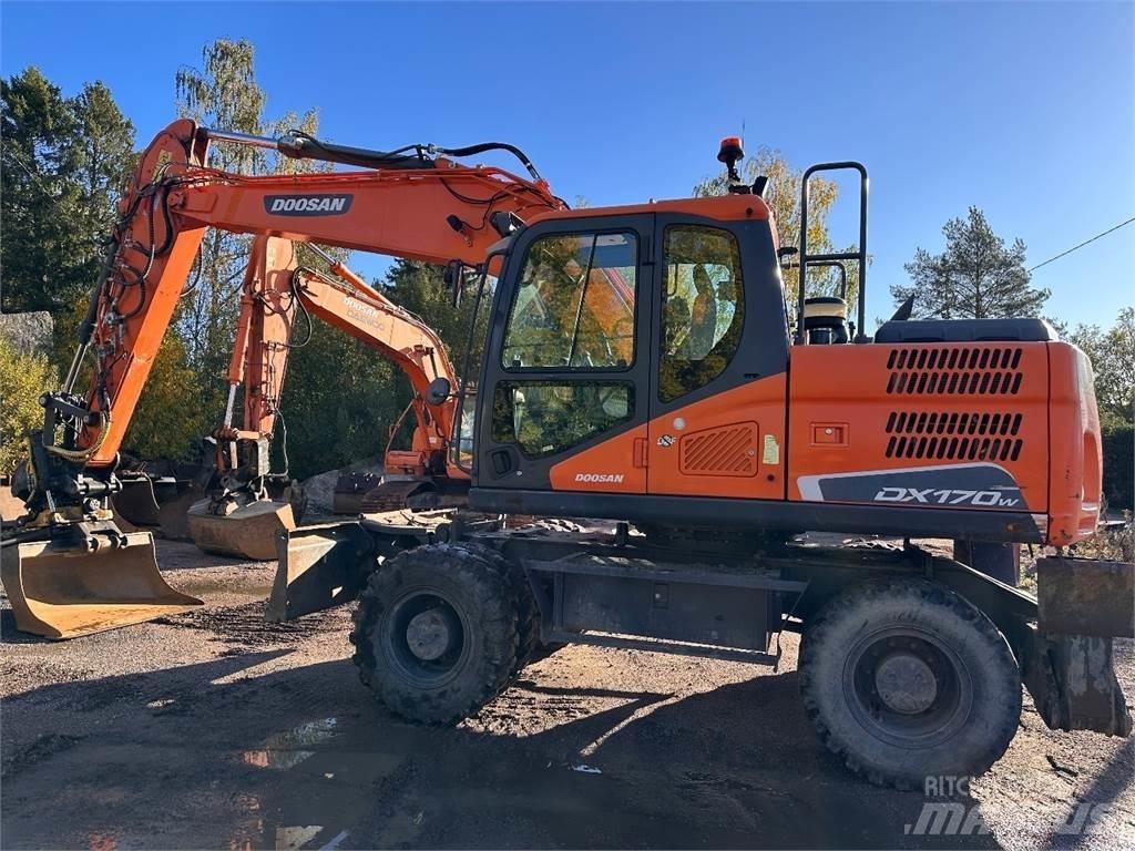 Doosan DX170W-5 Kolesové rýpadlá