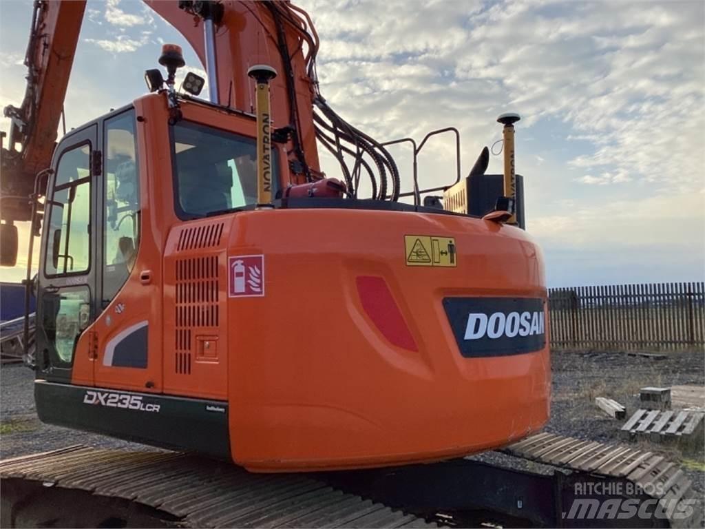 Doosan Dx235 LR 5 Pásové rýpadlá