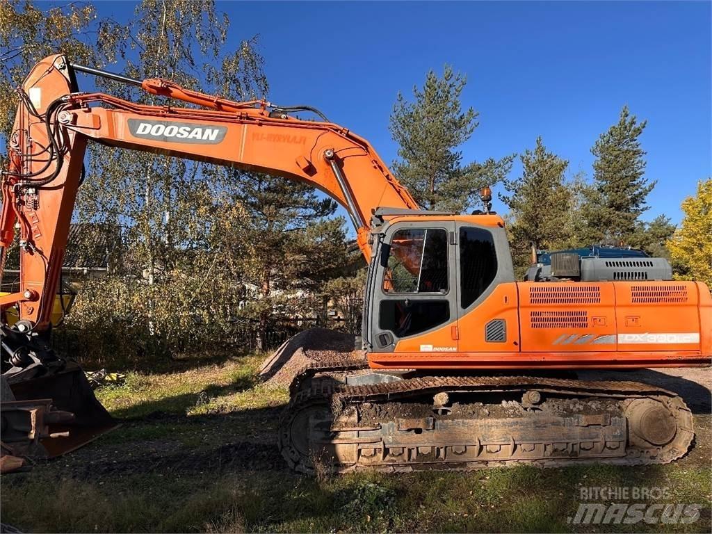 Doosan DX300 LC-3 Pásové rýpadlá