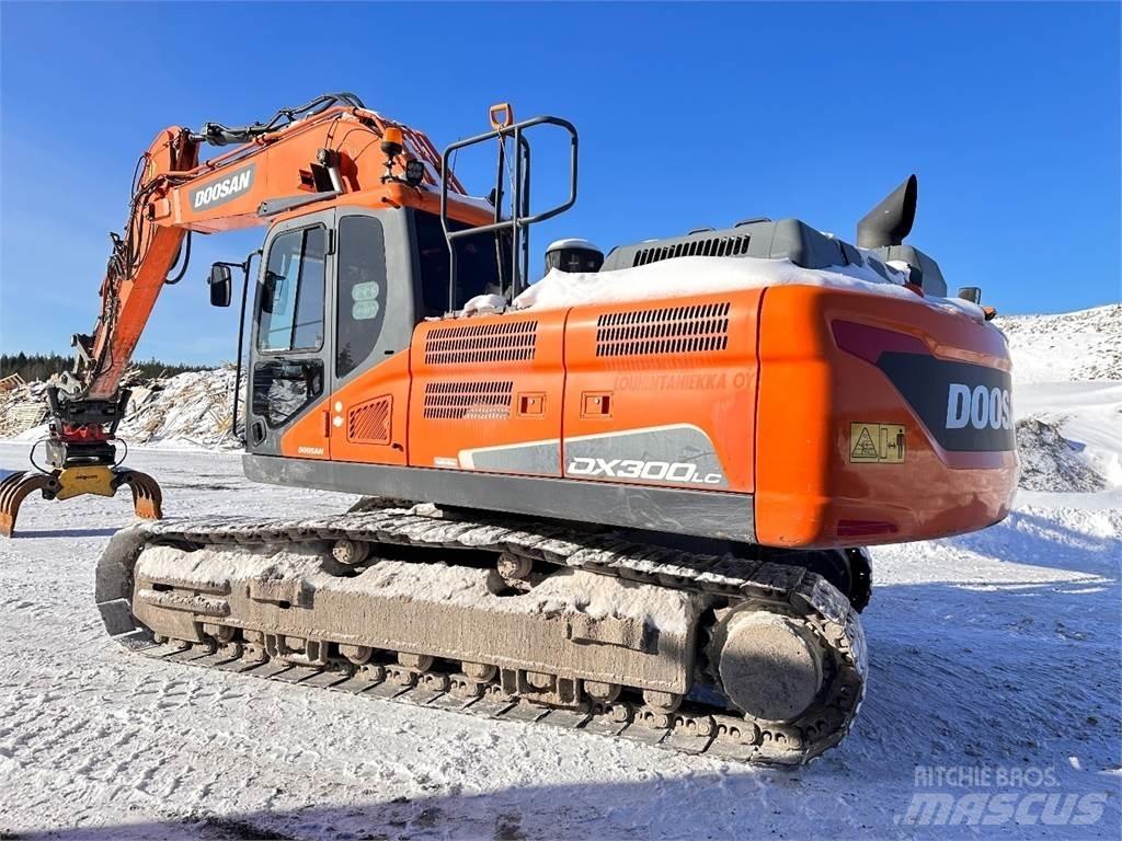 Doosan DX300 LC-5 Pásové rýpadlá