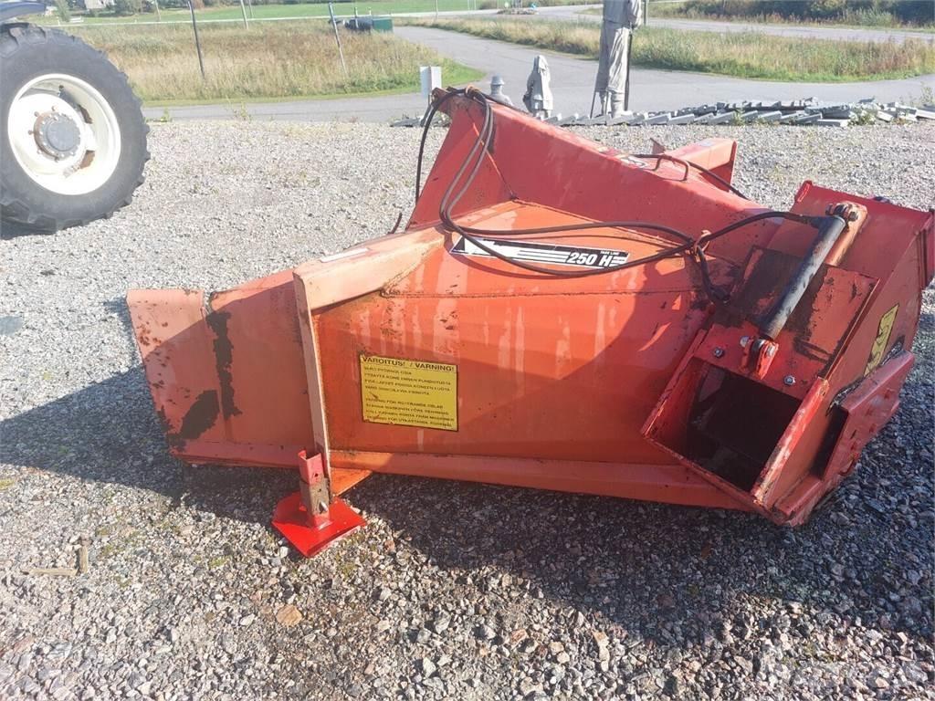 Esko 251 Ďalšie cestné a snežné stroje