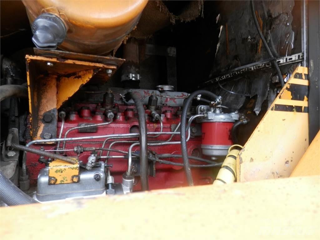 Fiat-Allis 345 B Kolesové nakladače