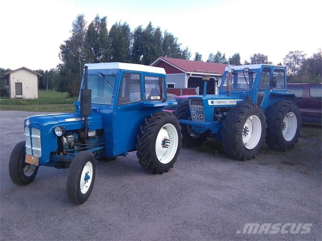 Fordson Dexta Traktory