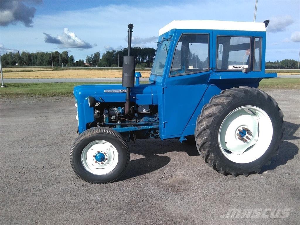 Fordson Dexta Traktory