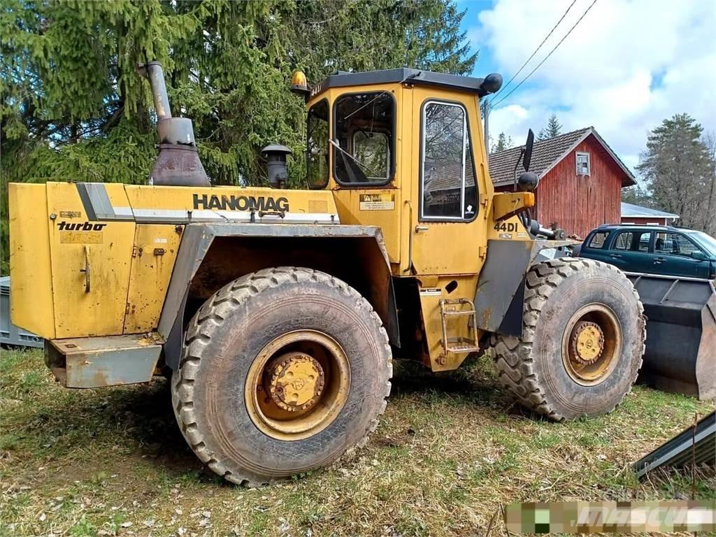 Hanomag 44D Kolesové nakladače
