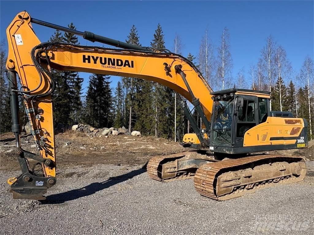 Hyundai HX300L Pásové rýpadlá