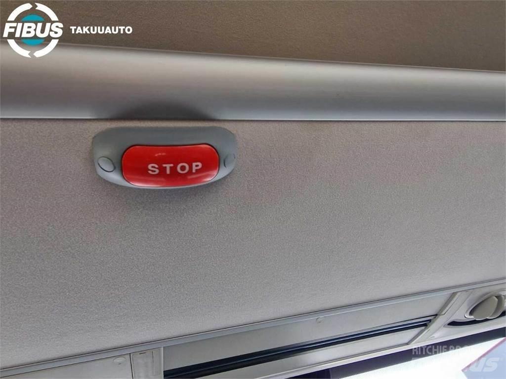 Isuzu Turquoise Minibusy