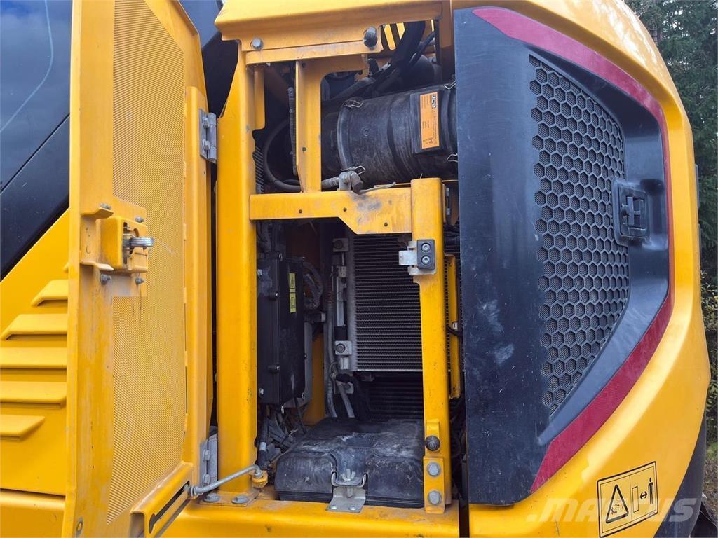 JCB 245XR Pásové rýpadlá