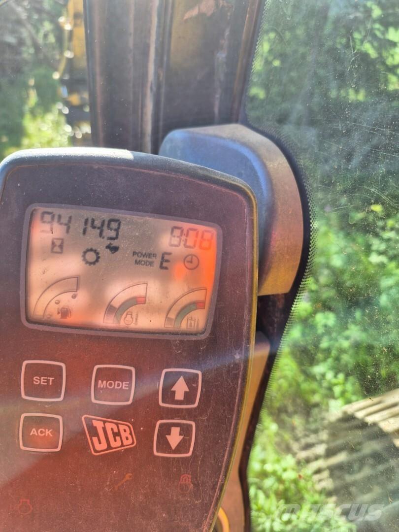 JCB JS 160 MYYTY !!! Pásové rýpadlá