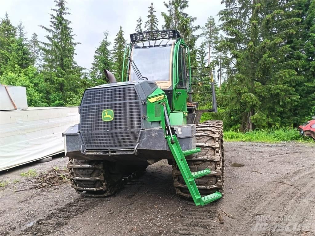 John Deere 1010G Lesné traktory