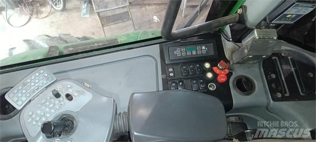 John Deere 1110E Lesné traktory