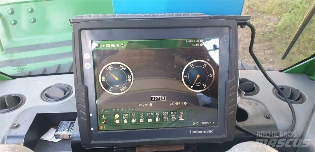 John Deere 1510 E Lesné traktory