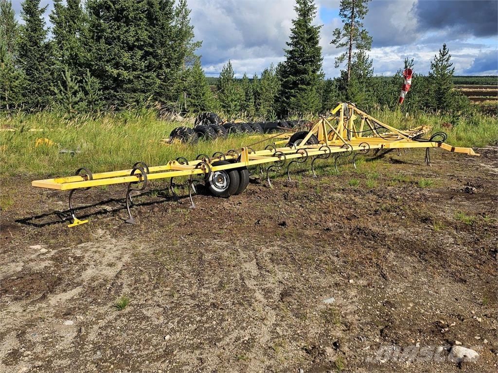  Kääntäjä Stavebníctvo - ostatné