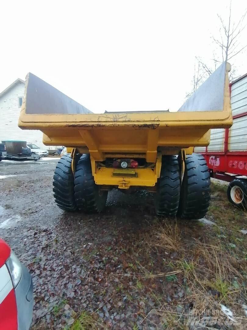 Kockum 425B Kĺbové nákladné autá