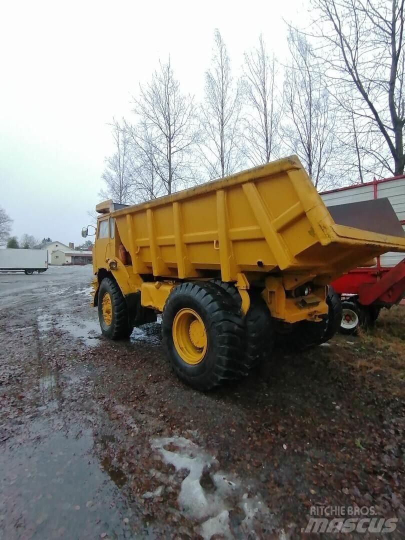 Kockum 425B Kĺbové nákladné autá