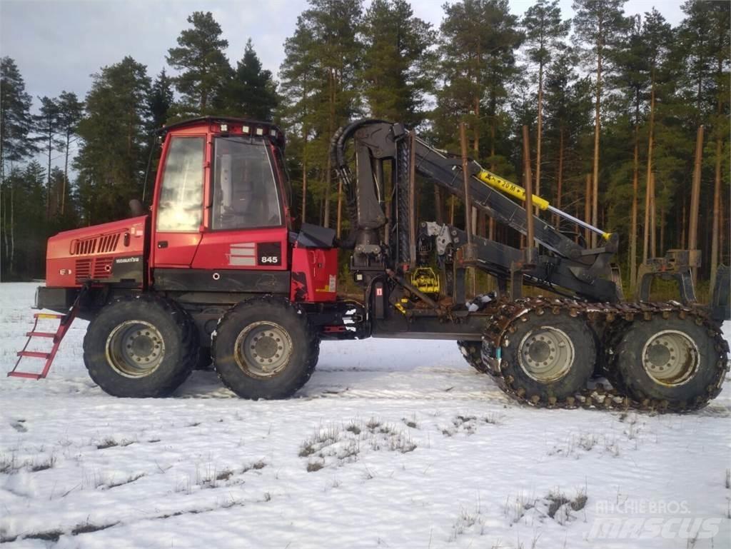 Komatsu 845 Lesné traktory