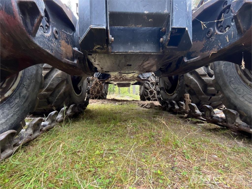 Komatsu 901 Harvestory