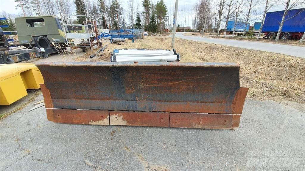  Lana hydraulinen Ďalšie cestné a snežné stroje