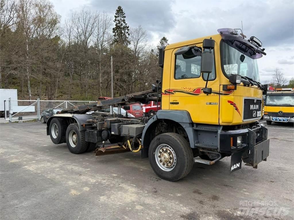 MAN 19.403 4x4 + 2 Komunálne / Multi-úžitkové vozidlá