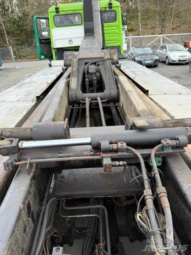 MAN 35.403 8X4 Hákový nosič kontajnerov