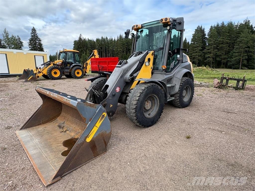 Mecalac AF 1050 Kolesové nakladače