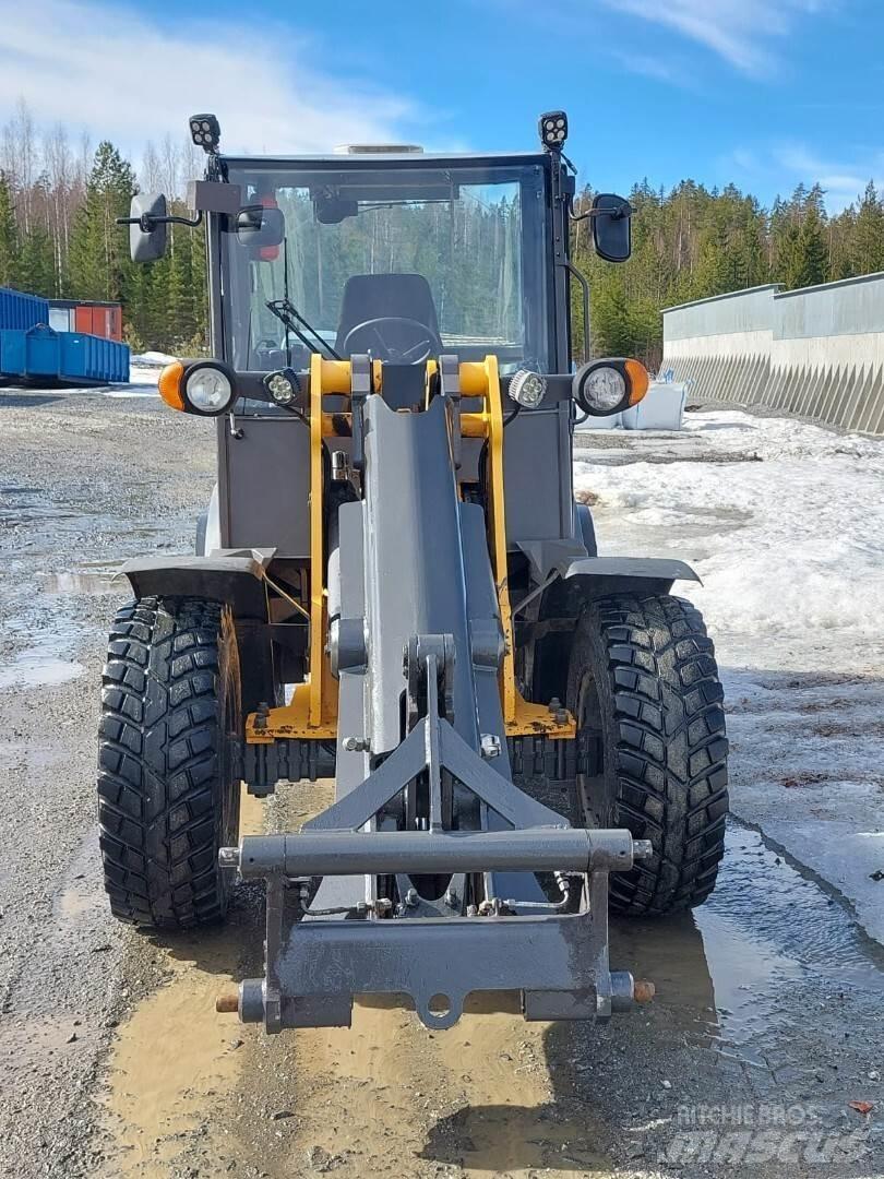 Mecalac Ax 850 Kolesové nakladače