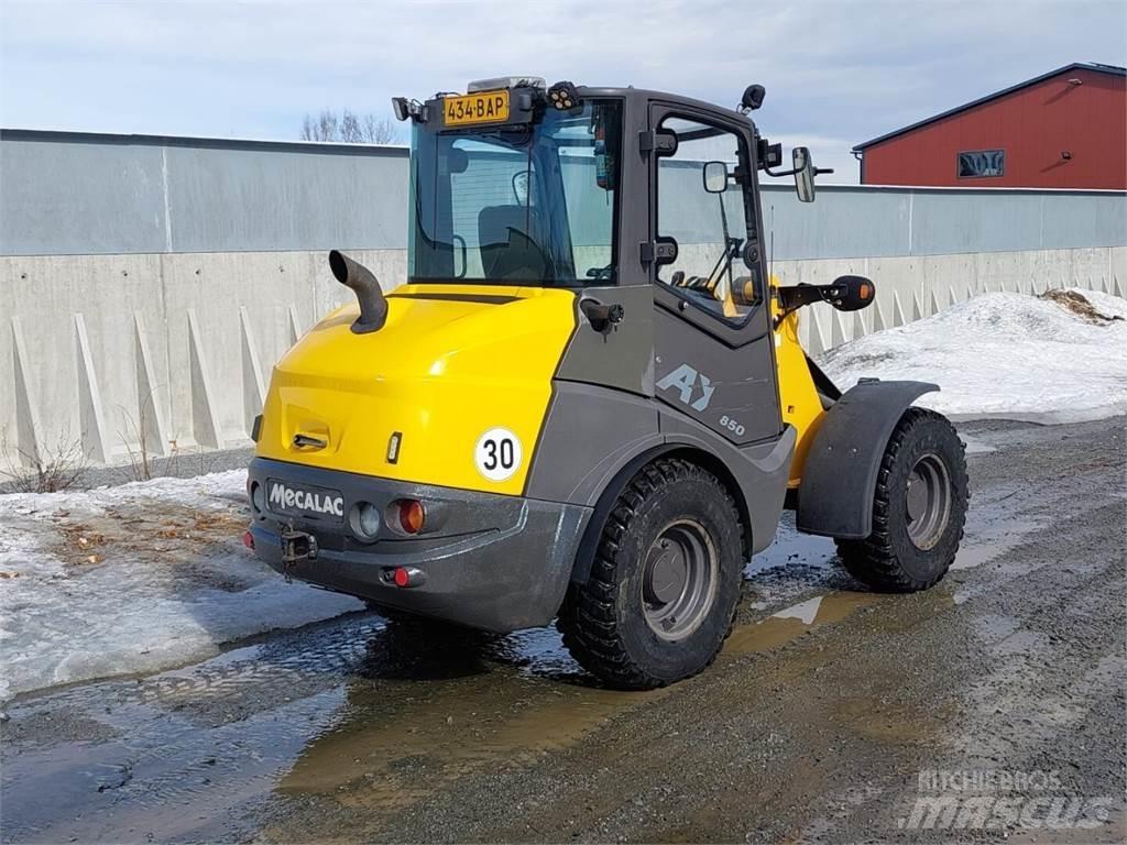Mecalac Ax 850 Kolesové nakladače