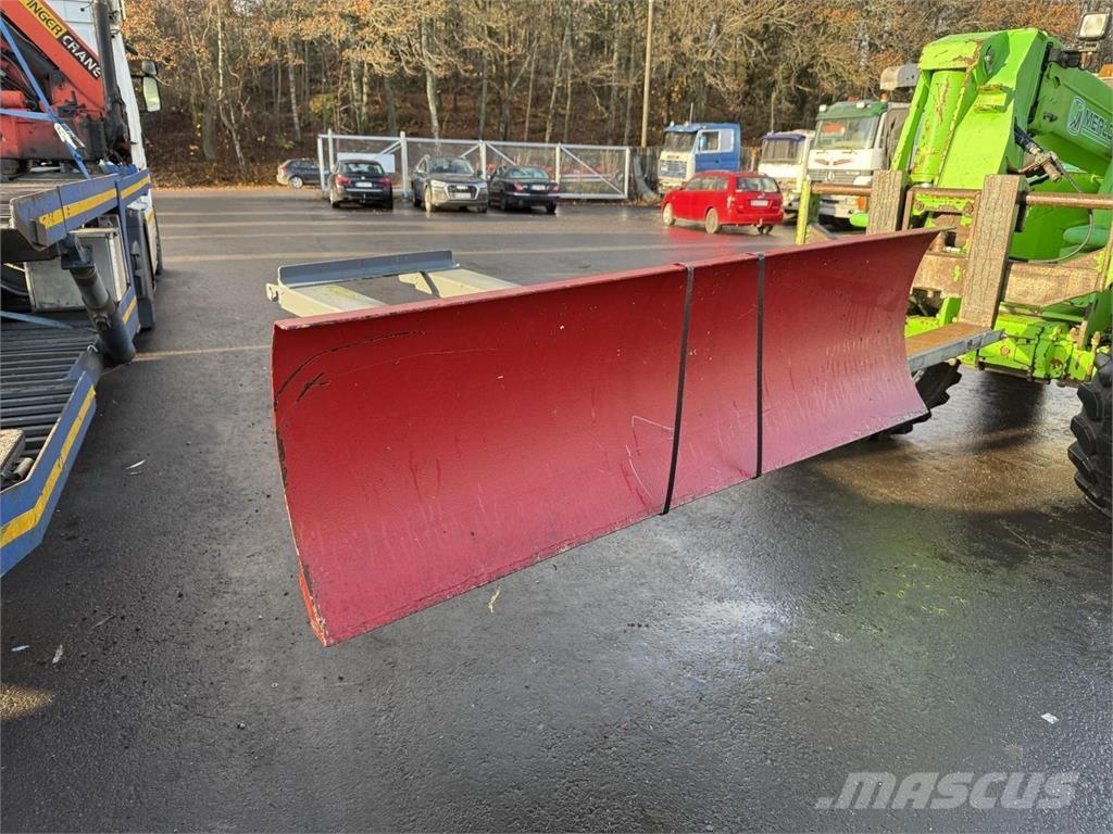 Merlo P 34.7 Teleskopické manipulátory