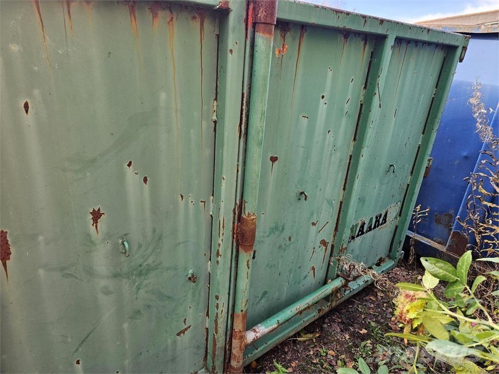  Roskalava 4,9m Valníky