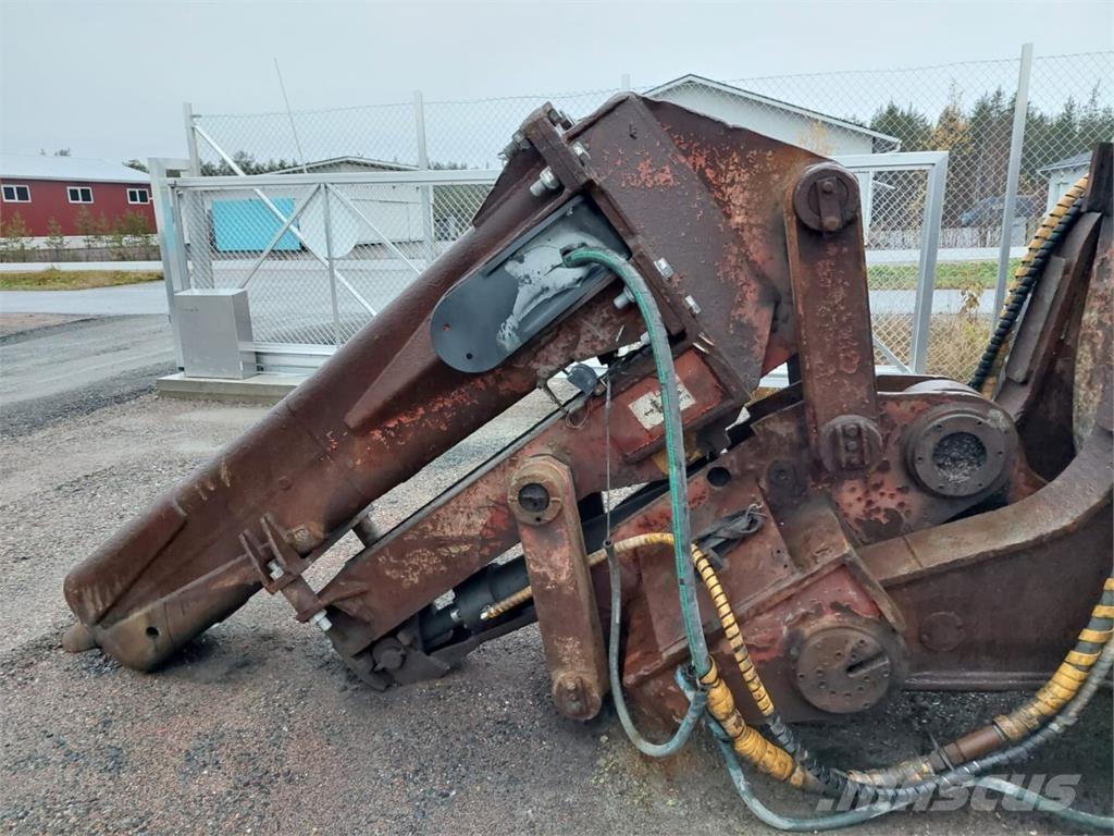 Sandvik TORO 0011 Kolesové nakladače