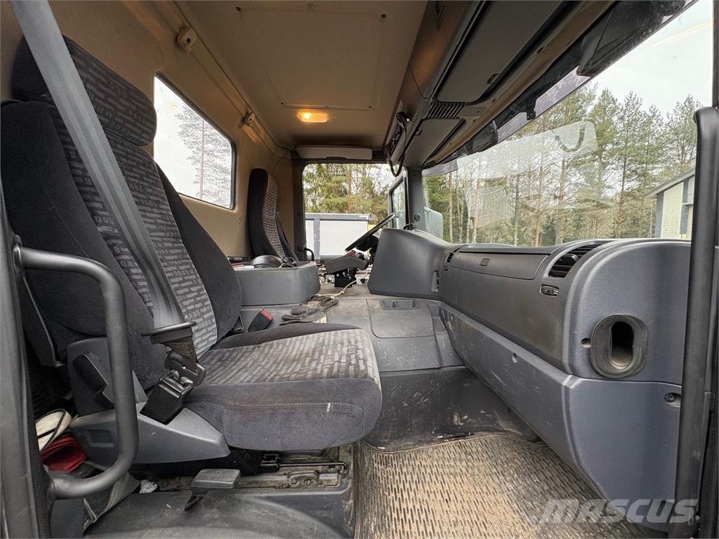 Scania P 9 d Hákový nosič kontajnerov